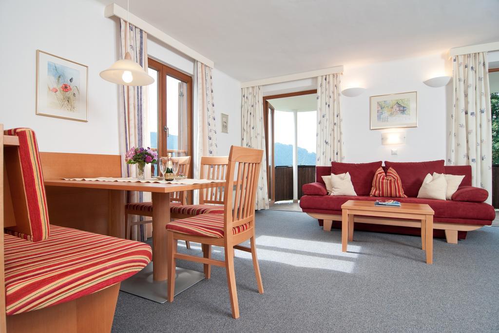 Aparthotel Schuetzenhof à Sattendorf Extérieur photo