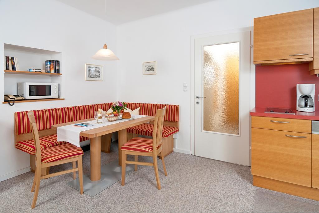 Aparthotel Schuetzenhof à Sattendorf Extérieur photo